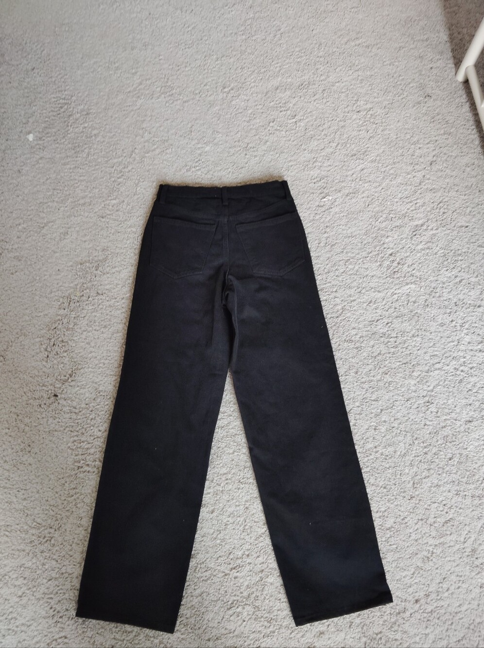 Universal Thread Straight-Leg Black Jeans - Picture 4 of 6
